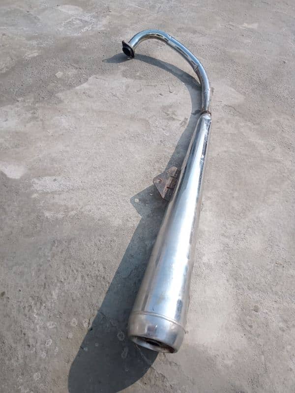 Suzuki GS 150 Exhaust with Honda 125 Cilancer 4