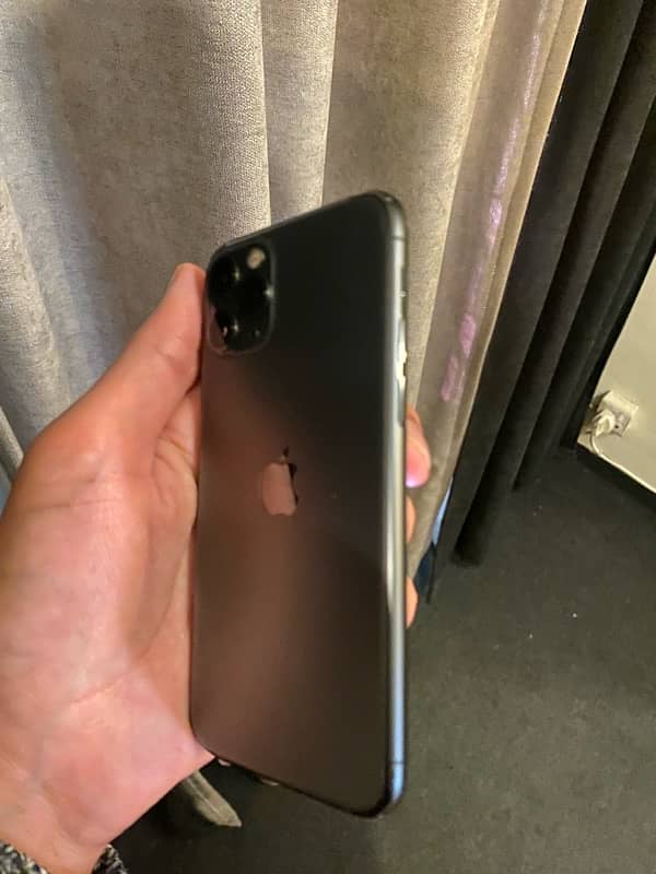 iPhone 11 Pro 256GB Dual PTA Approved 2