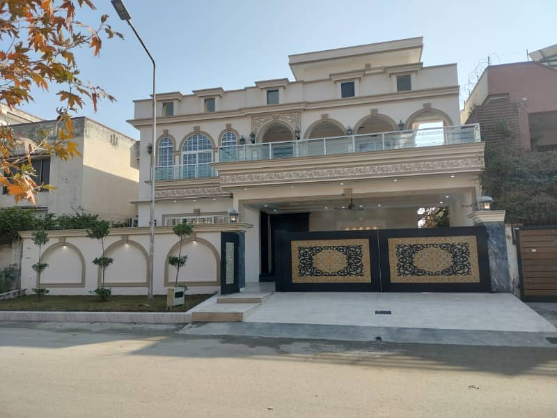 Most Beautiful Luxury 50 X 90 House For Sale In G-13 Islamabad 1