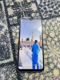 realme c35 4/128 10/9.5 condition with box