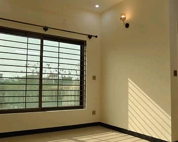 1800 Square Feet Spacious House Available In G-15/4 For sale 1