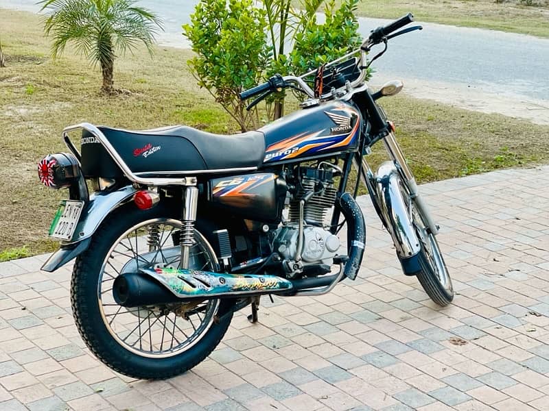 Honda CG 125 (2018 Model) Black Edition for Sale 1