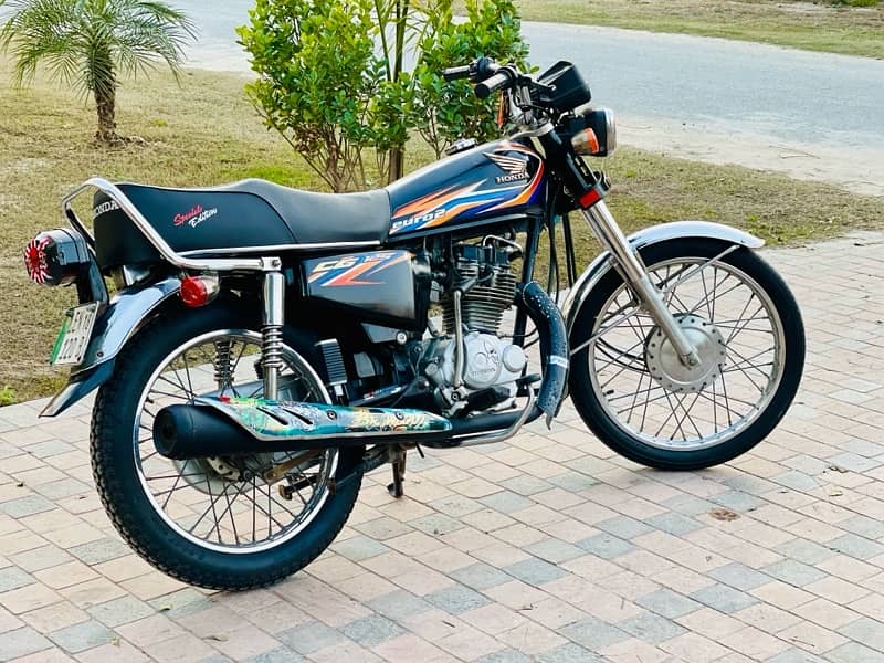 Honda CG 125 (2018 Model) Black Edition for Sale 6