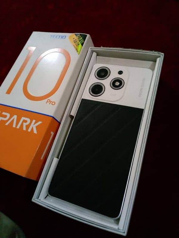 TECNO SPARK 10 PRO 8/128  0/3/0/4/2/7/2/6/6/2/2 0