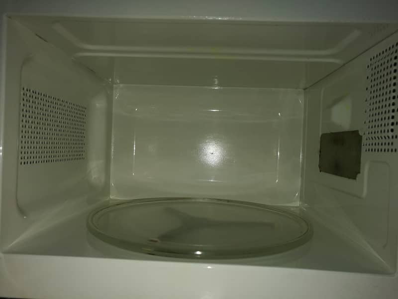 Haier Microwave Oven 4