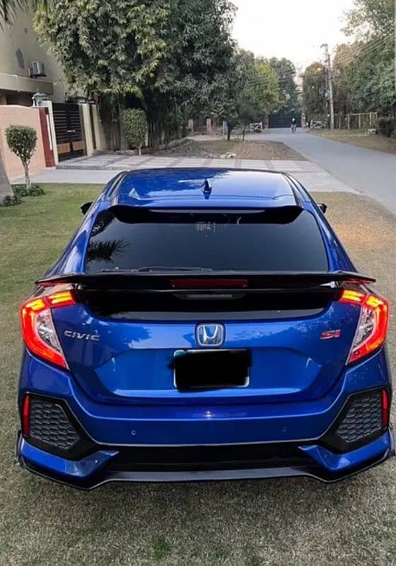 Honda Civic 2017 1