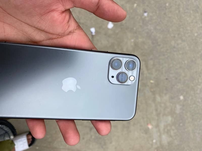 iphone 11 pro 1