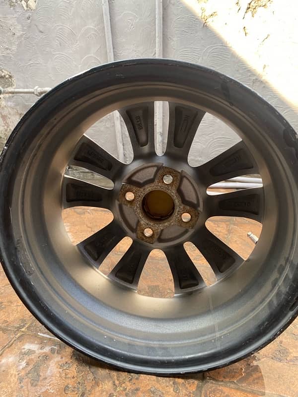 Honda city aspire  rim 6