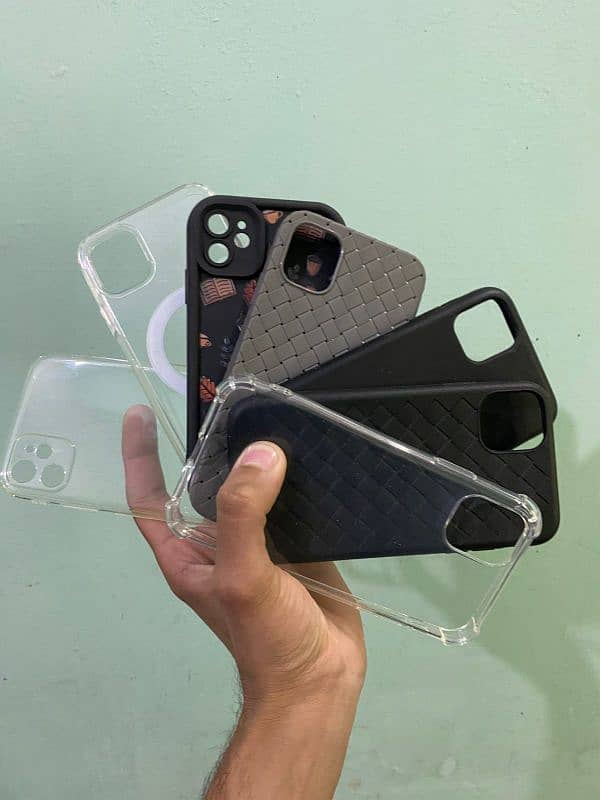 iphone 11 cover brand new 0