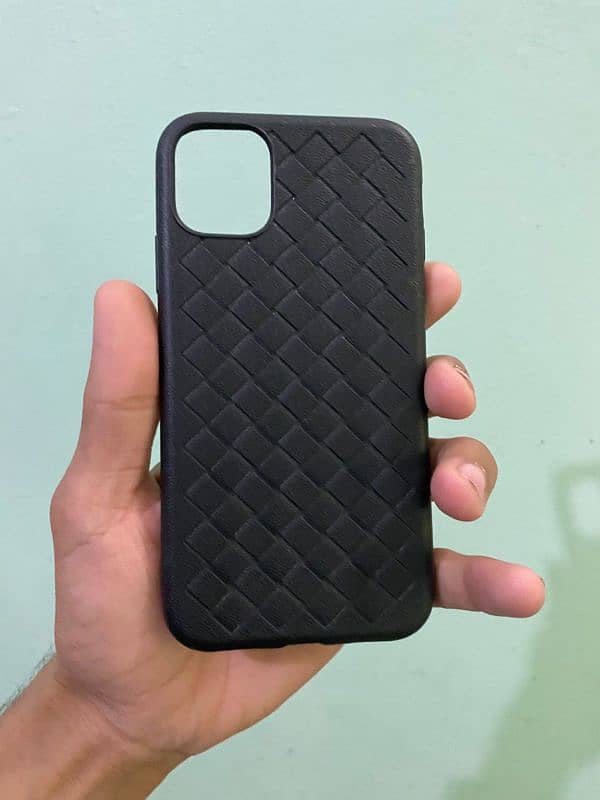 iphone 11 cover brand new 5