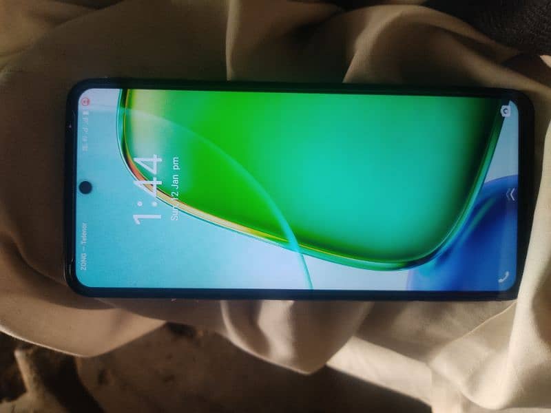 Vivo y 28 in new condition for sale ram 8/8  128 2