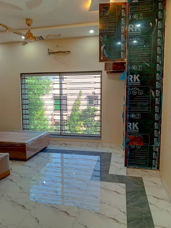 12-Marla Corner Furnished House with Basement in Bahria Town Lahore 22