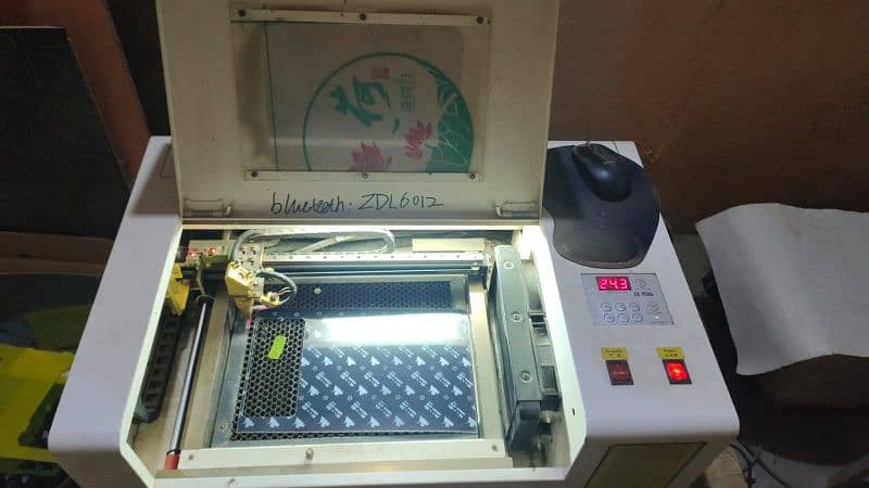 FDC 40W laser Engraving Machine 4