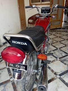 honda 125 model 2004