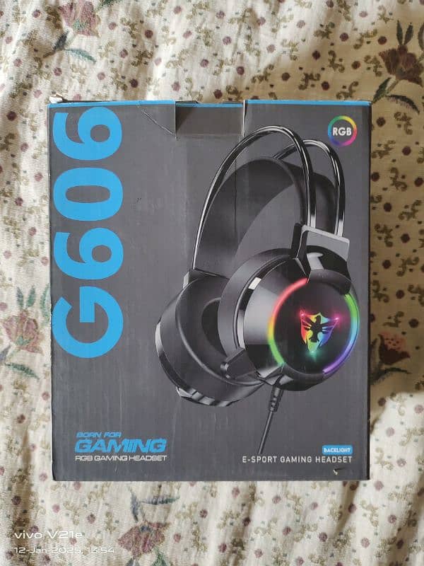 G606 Gaming headphone with mic 0