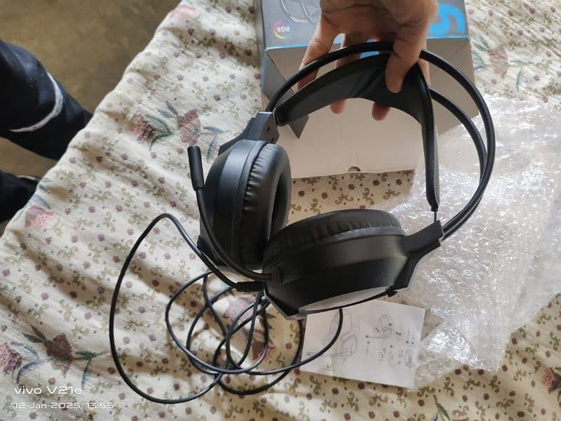 G606 Gaming headphone with mic 2