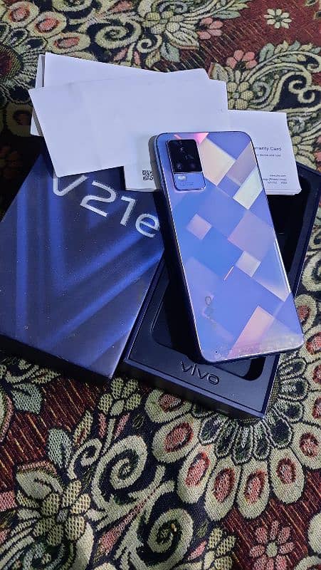 vivo v21e [8+5/128] with box [+92 321 3076195] only whtsapp 1