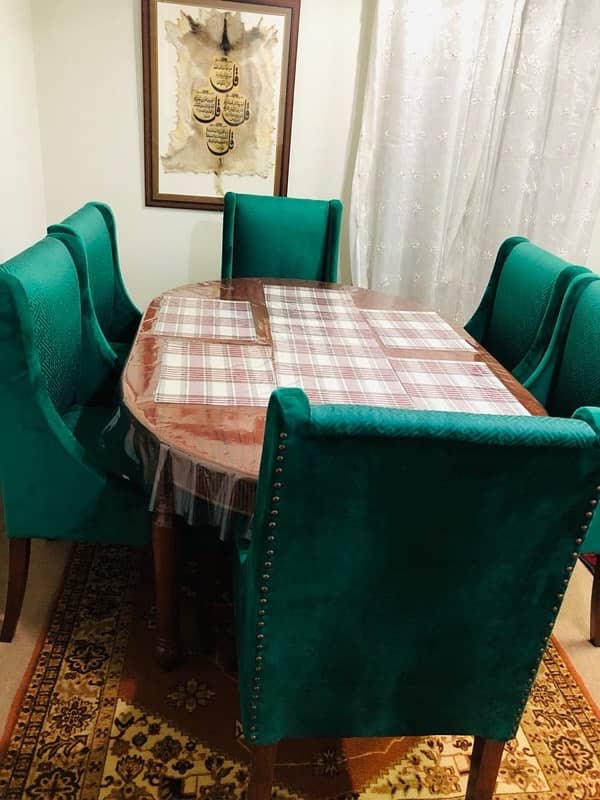 6 Dinning Chairs for Sale 0