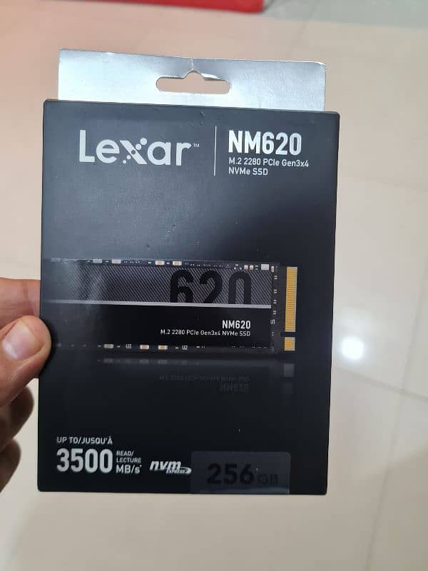 Lexar NVMe 256gb 3x4 gen 0