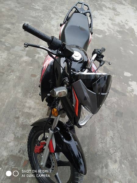 Honda CBR150 3