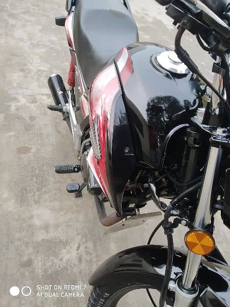 Honda CBR150 5