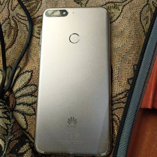 Huawei Y7 1