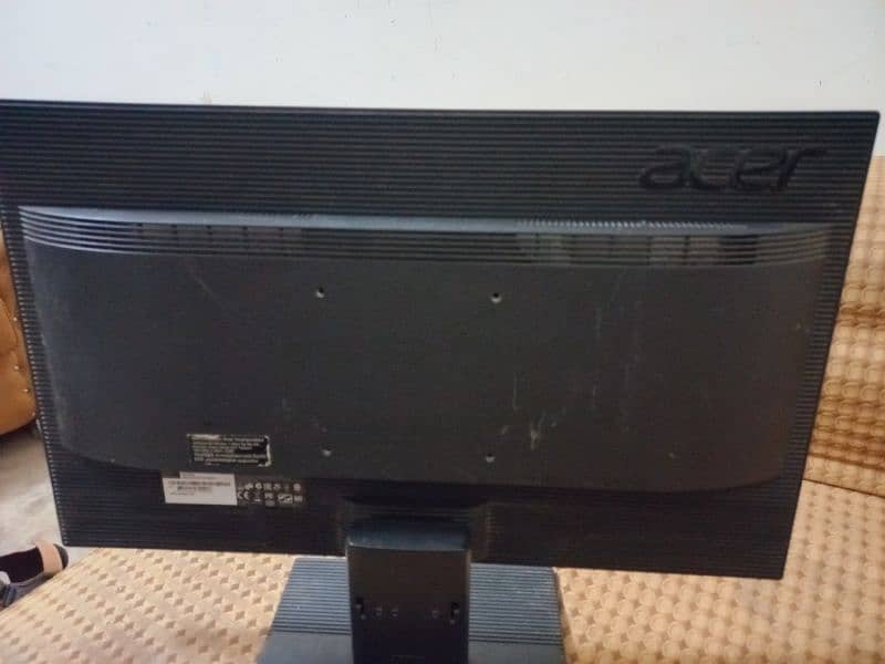 Acer LCD Monitor 21" Condition (6/10) No HDMI 0