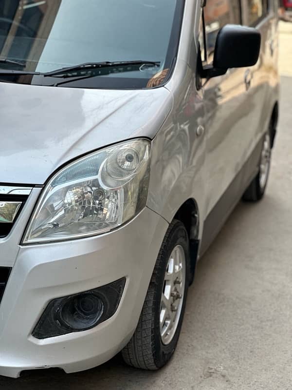 Suzuki Wagon R 2017 3