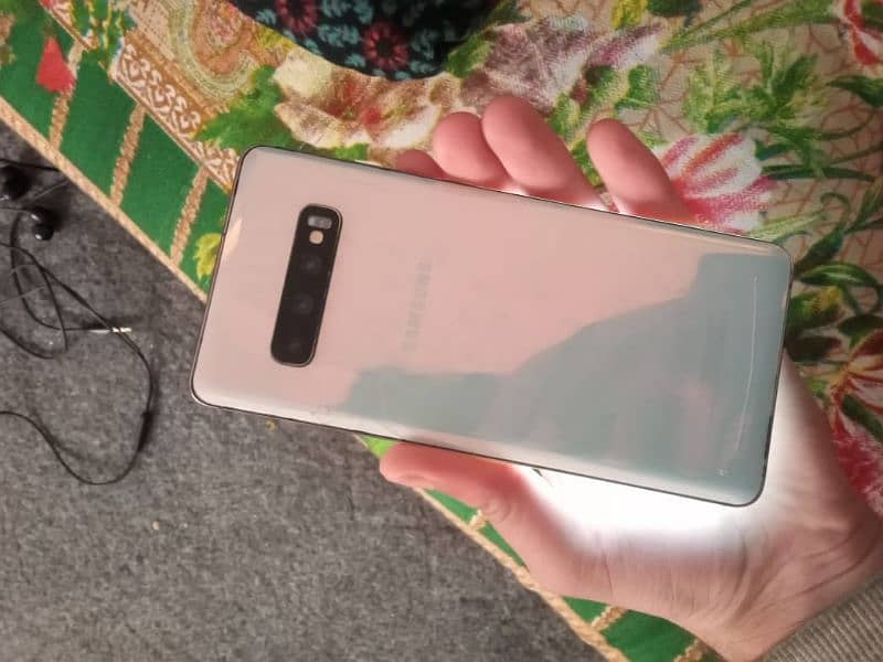 s10 plus  only panel dead. Parts for sale. 8/128 patched 0