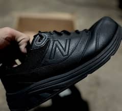 orginal nb black leather shoes