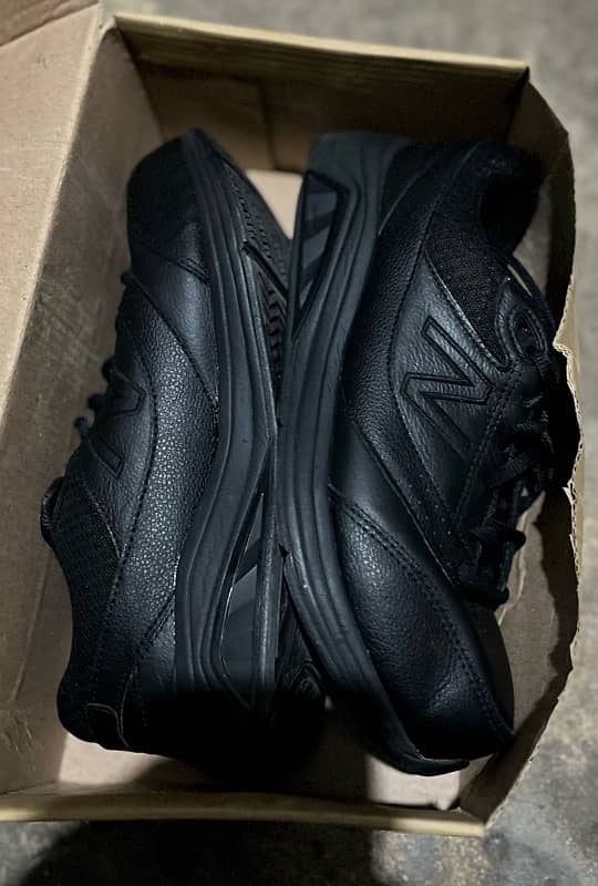 orginal nb black leather shoes 1