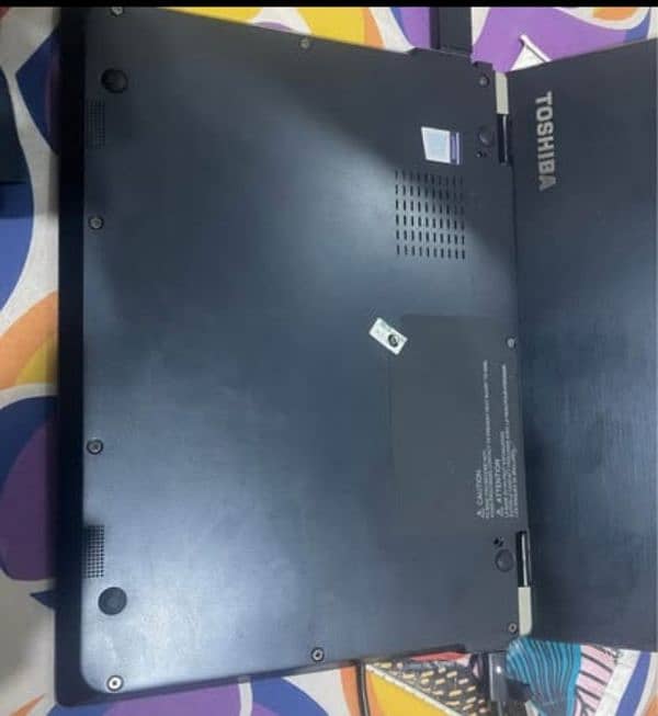 Toshiba i5 8 Gen Laptop for sale 4