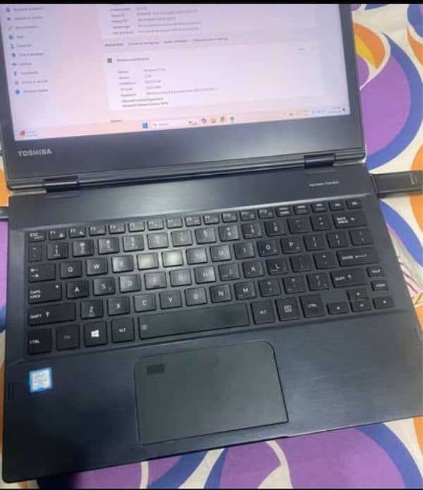 Toshiba i5 8 Gen Laptop for sale 6