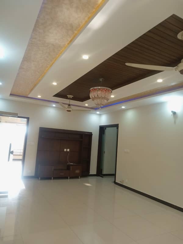 7 Marla Ground Portion For Rent In G-13 0