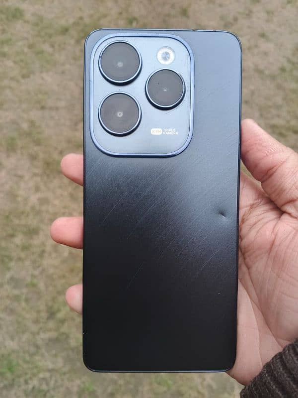 Infinix hot 40 pro 6