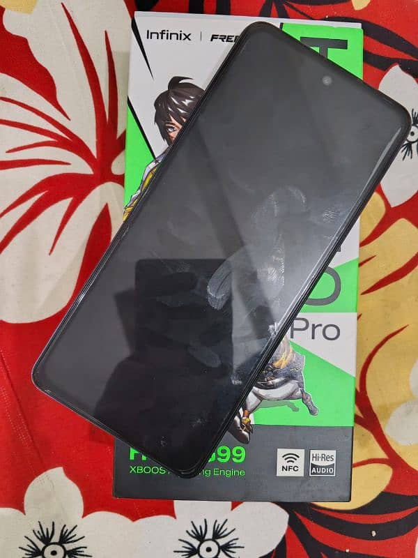 Infinix hot 40 pro 9