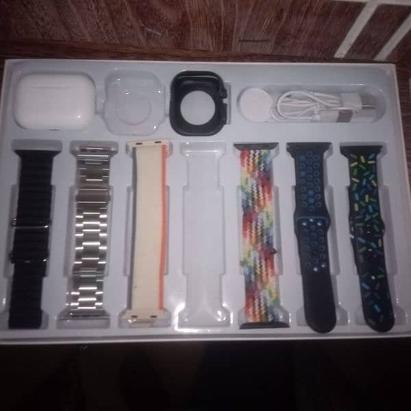 i20 ultra smart watch 15day used 10/10 condition 9