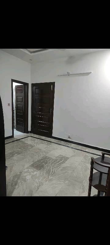 7 Marla Ground Portion for Rent in G-13 4