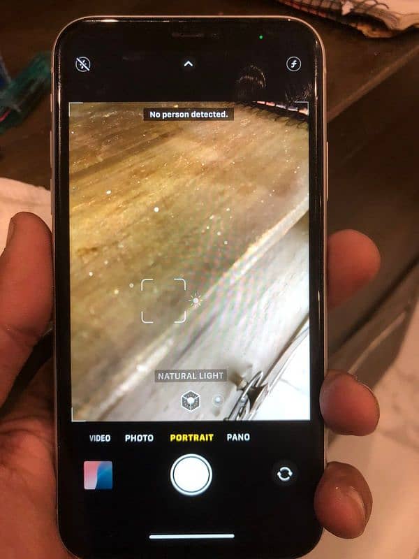 iPhone XR  New condition 8