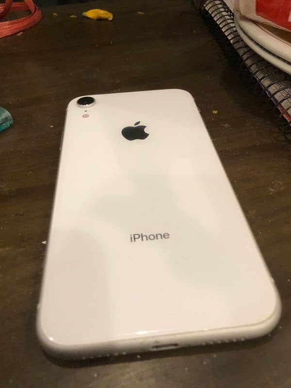 iPhone XR  New condition 10