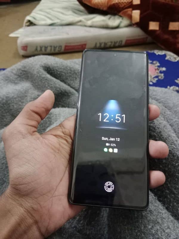 Tecno Camon 30s Curve Display 0