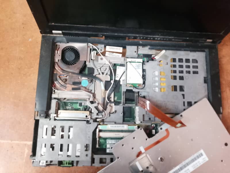 Used laptop scrap lenovo 1