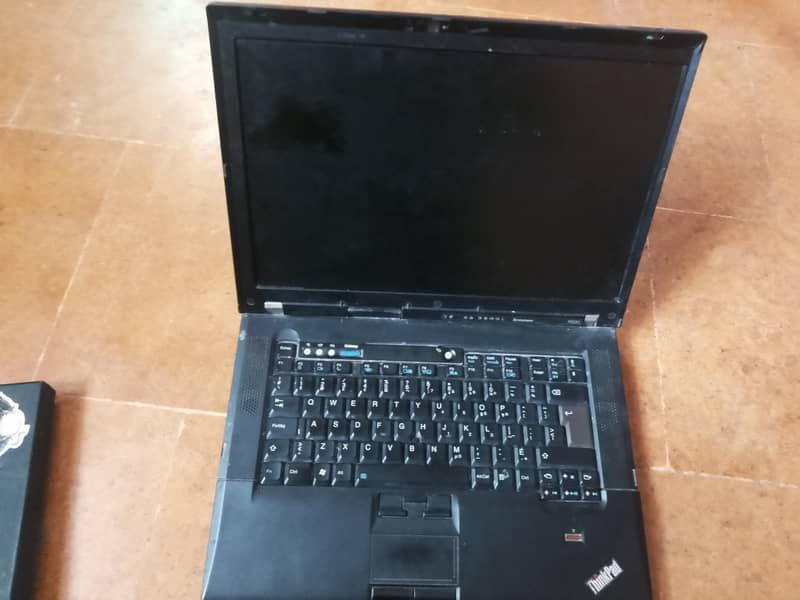 Used laptop scrap lenovo 7