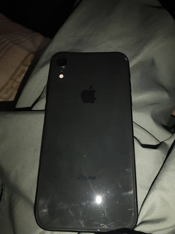 iphone XR 3