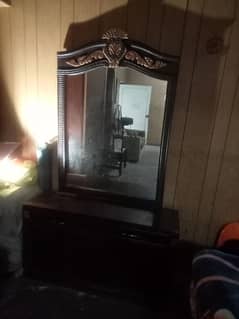 want to sale my dressing table