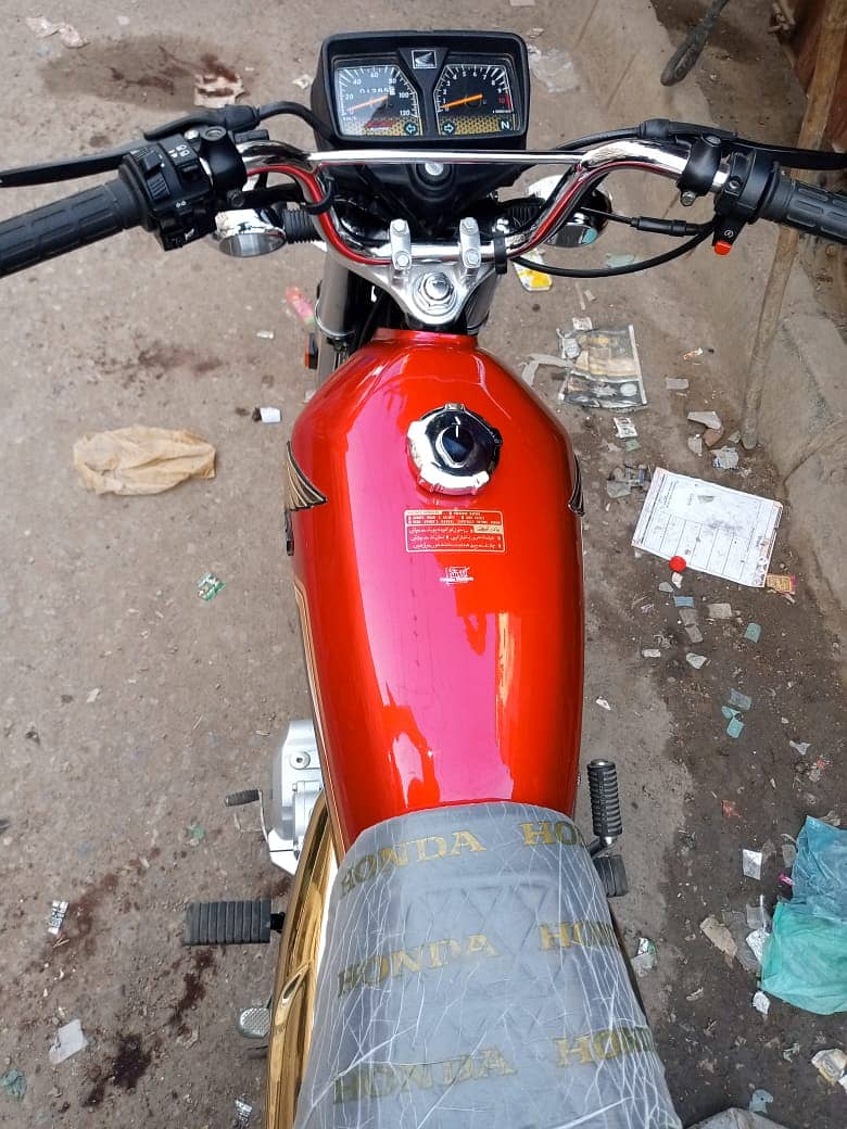 Honda 125 sele 3