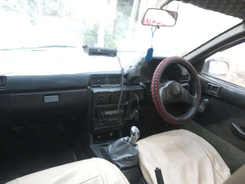 Mitsubishi Lancer 1989, phone 031 three 2 zero 88 five 00 8