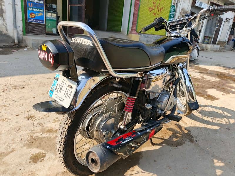 Honda 125 special addition 3