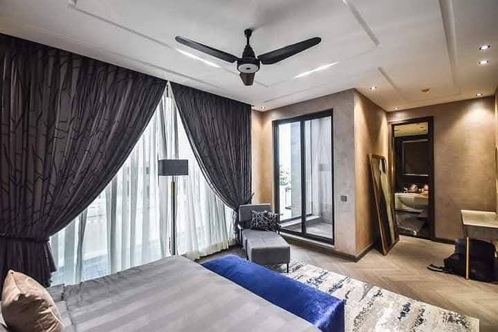 1 Kanal Fully Furnished House For Rent With Gas Near To SAFFARI MALL In SECTOR B, GULBAHAR Block Bahria Town Lahore Short Stay Also Available. 7