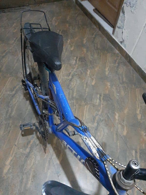 Mountain cycle for sale,we make a deal on message or call 03304002998 4